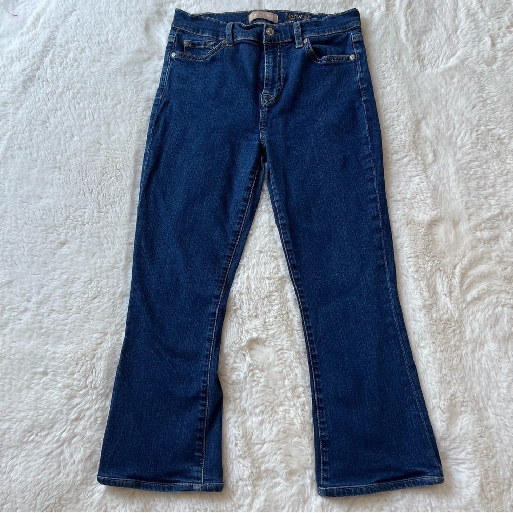 7 FAM Dark Wash Crop Flare 30 (or 30P)